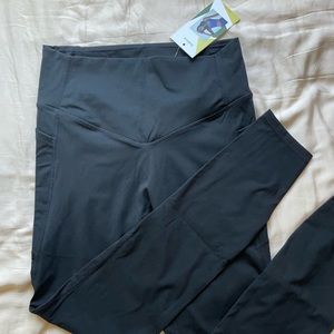 Halara black leggings M